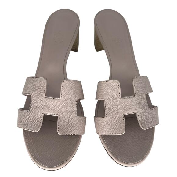 Hermès Oasis H Logo Slides in Light Pink - Picture 5 of 16